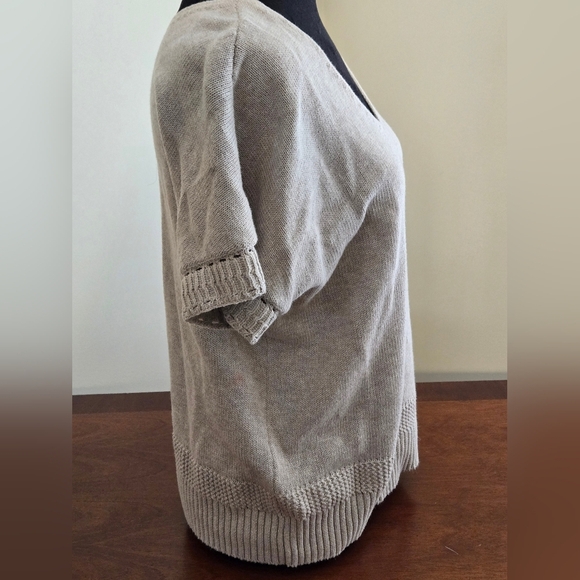 🆕️ Joie 100% Cotton Cream Color Short Sleeve V-Neck Sweater Size Small - Picture 5 of 10